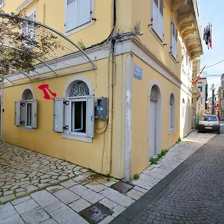 아파트 Zeta's Mandouki, Port Corfu (city)